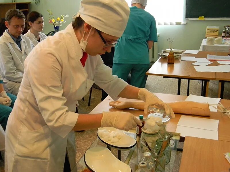 Мед техникум сайт. Медицинский колледж ЯМК. Медицинский колледж Ярославль. Рыбинский медицинский колледж. ГПОУ Яо «Ярославский медицинский колледж».