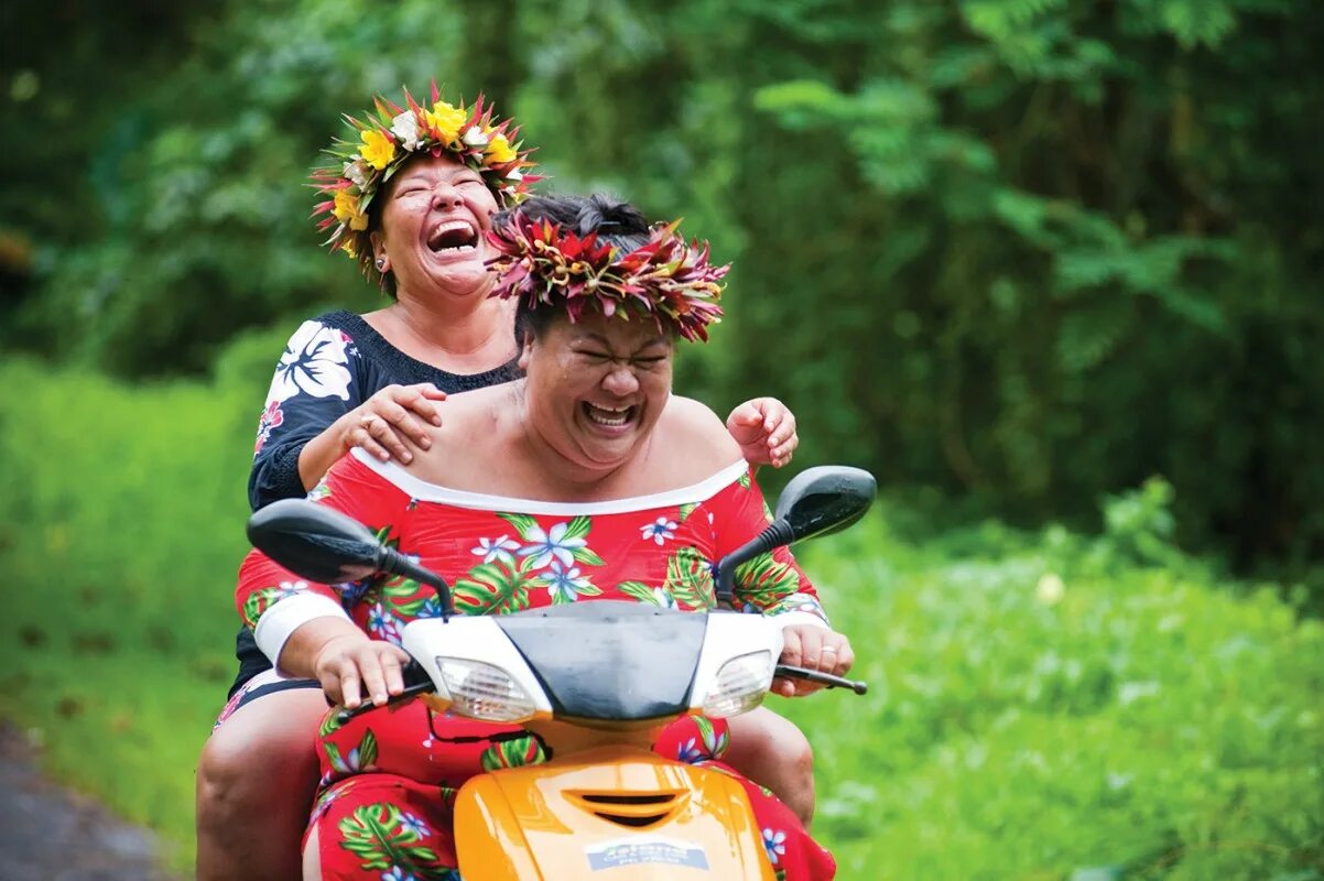 Песня нравится мне весело смеяться