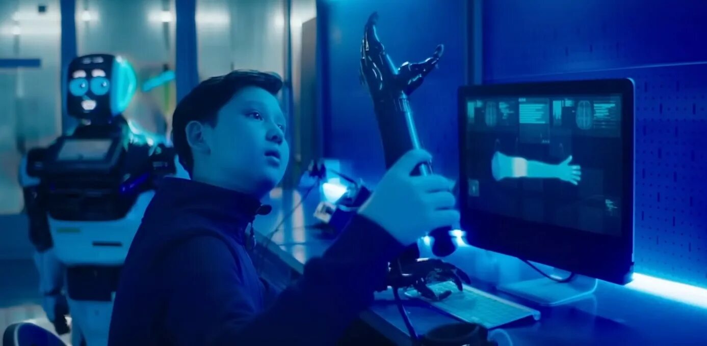 Шаман концерт в новомосковске 30 июля 2023 года. Shaman певец россия. Шаман сердце плачет и болит. Шаман последний клип. Кадры из клипа мед шамана.