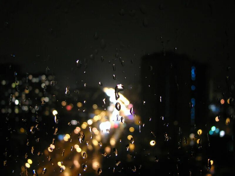 дождь. брызги лужи. фрэнсис маккрори картины дождя. дождь 48. дождь 48.