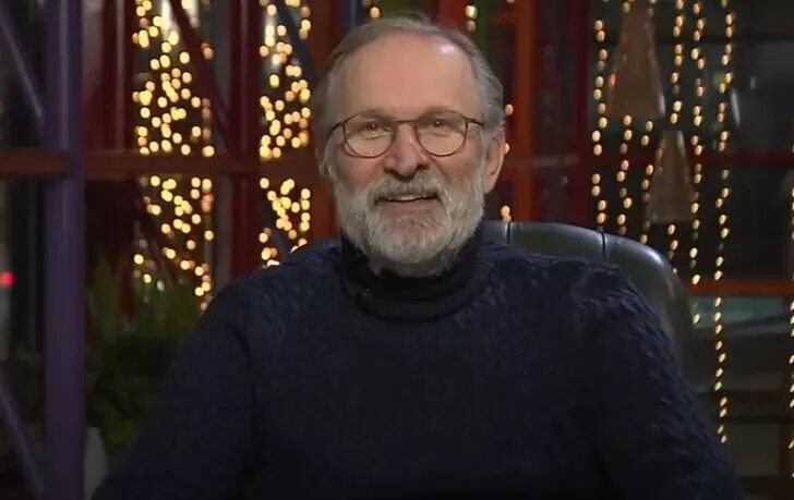 "Я и не собирался": Звезда "Сватов" Добронравов удивился отмене ему запрета на в