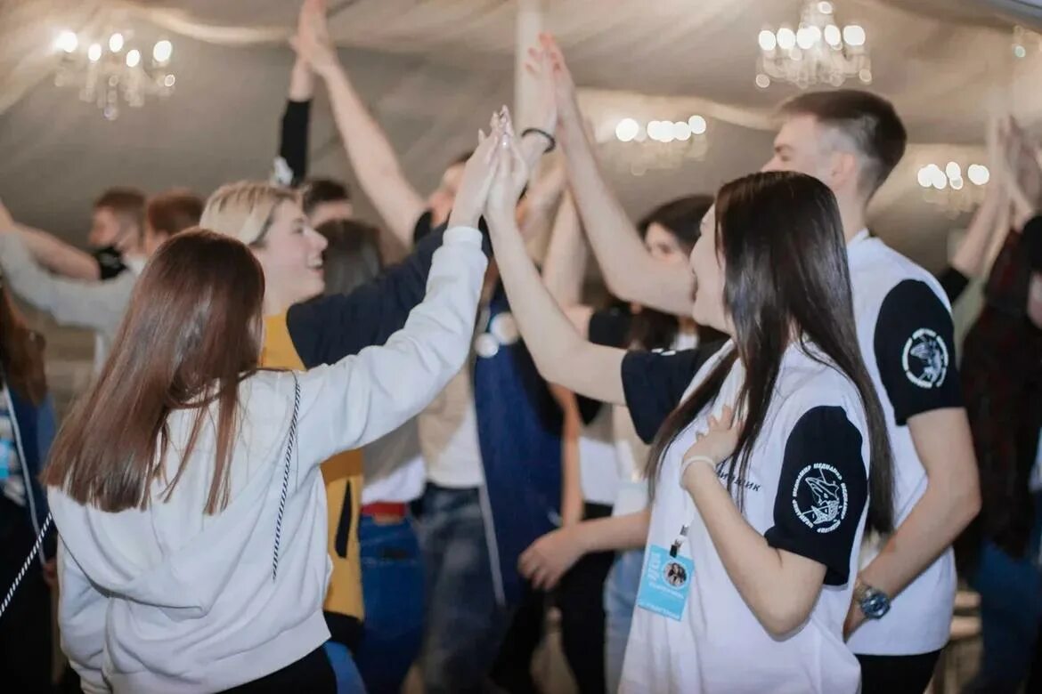 Медиашкола «молодежное Медиа». Мероприятия для молодежи в городе Хабаровске летом 2022 года. Медиашкола «молодежное Медиа» ждет молодежь Тувы. Медиашкола про регионы. Дни подростка мероприятие