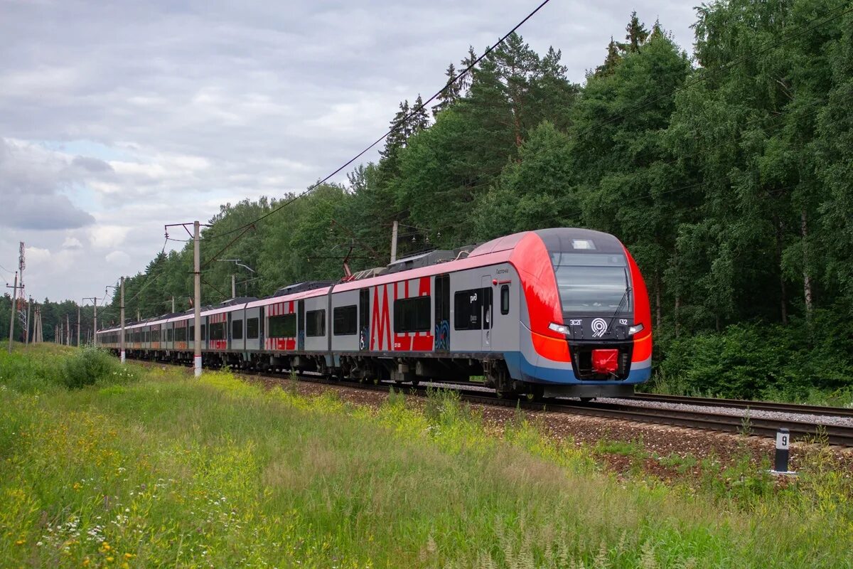 Электропоезд эс2г Ласточка. Ласточка электропоезд МЦД. Эс2г 132. Эс2г Ласточка новые. Электричка снегири нахабино сегодня