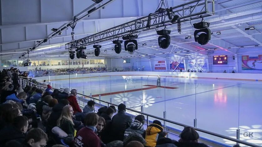 Дворец спорта ступино. Ледовый дворец телефон. Ледовый дворец нижний ломов. Посёлок трудармейский ледовый дворец. Дворец харламова в клину.