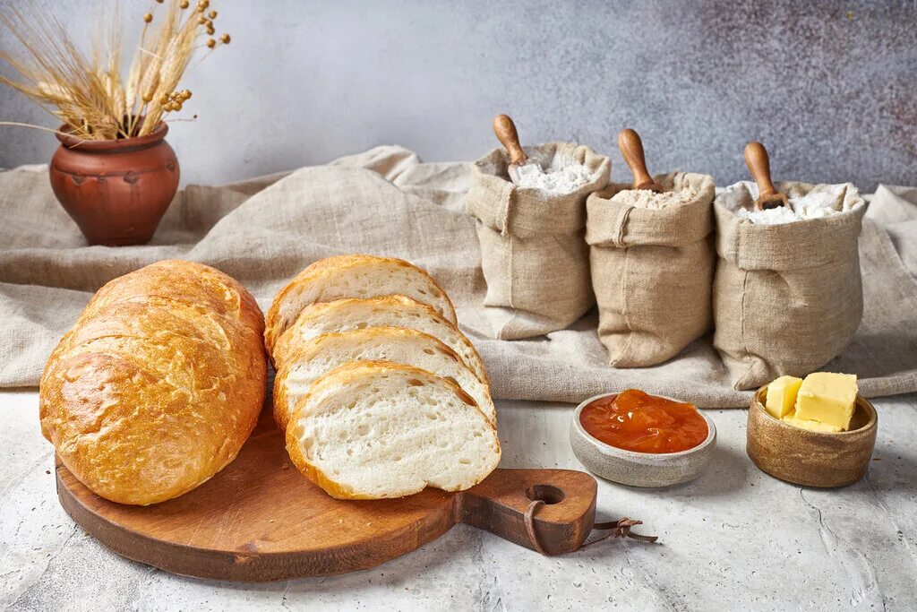 формовой хлеб. хлеб в большом городе. хлебная мануфактура смоленск. выпечка хлеба. хлеб выпечка пекарня hd.