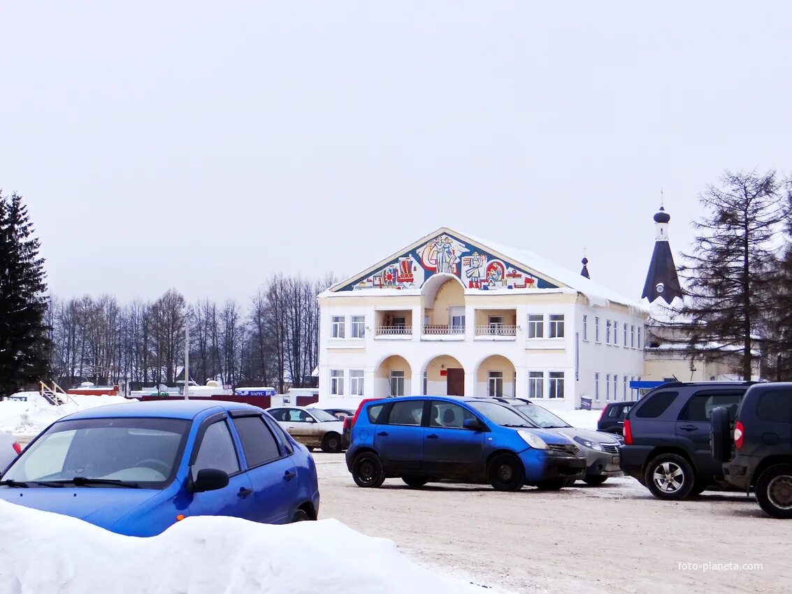 Поселок красное на Волге. Дом культуры красное на Волге. Красное на Волге центр. Красный на Волге ДК. Сайты красное на волге