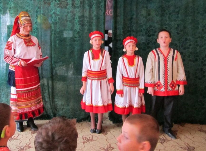 открытки на мордовском языке. неделя мордовского. рисунок ко дню мордовского языка. книжная выставка ко дню мордовского языка. мордовия нация.