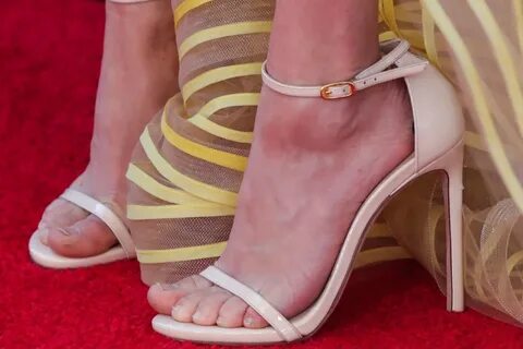 Amanda foot