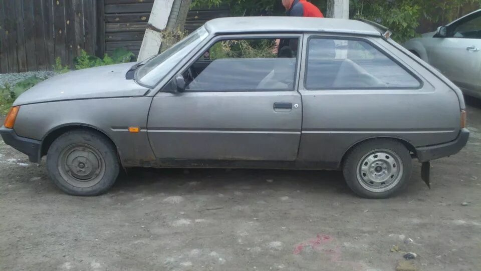 Заз таврия 1995. Таврия 1102 белая. Заз-1102 «таврия-нова». Таврия 11 0 2. Заз 1105.
