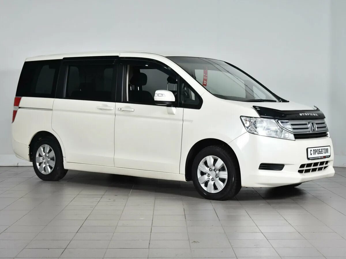 Купить хонда 2012 года. Honda Stepwgn 4. Honda минивэн Stepwgn. Honda Stepwgn 2012. Honda минивэн Stepwgn 2020.