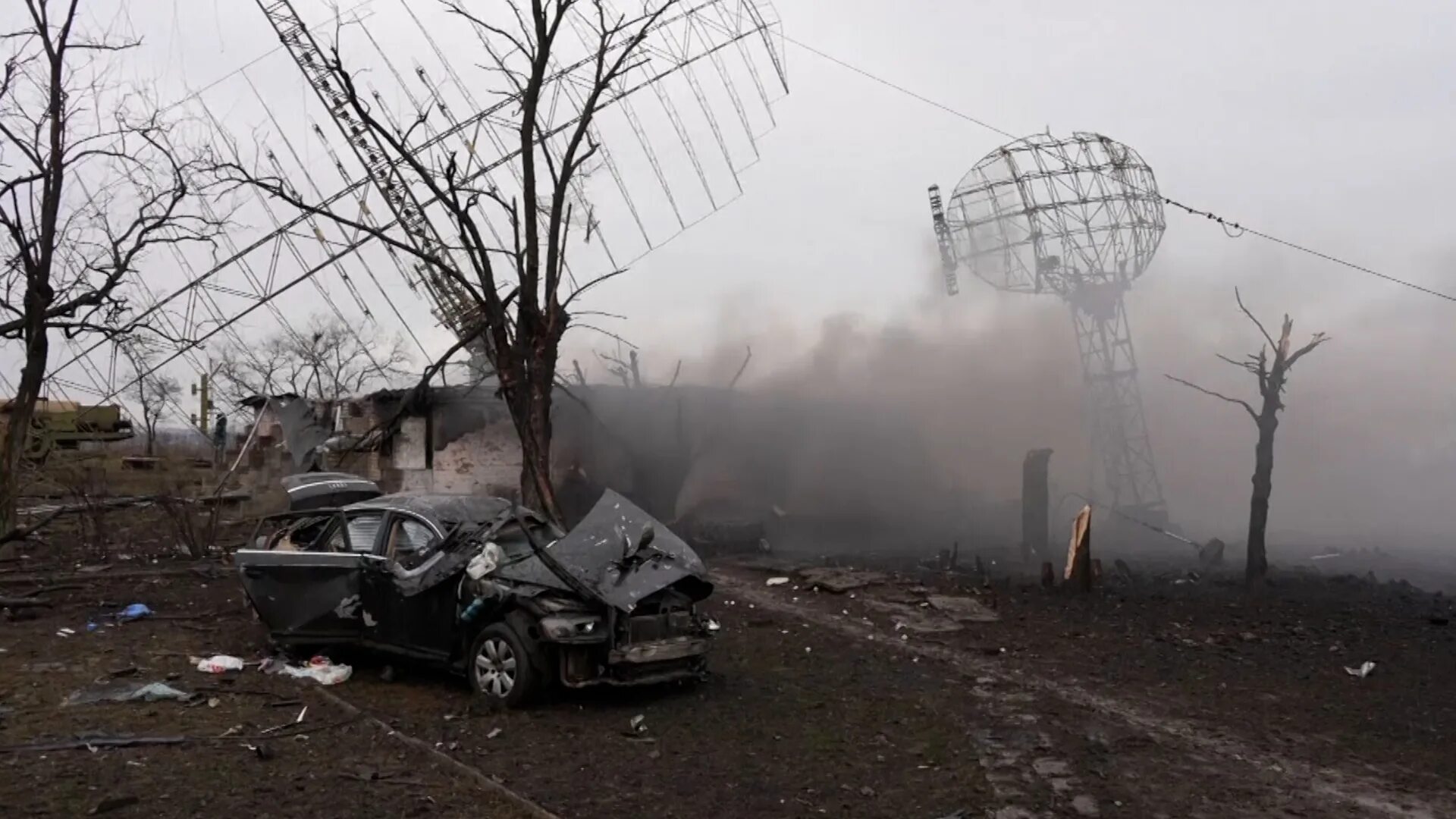 Разрушенные объекты на Украине. Разрушенные здания Донбасс.