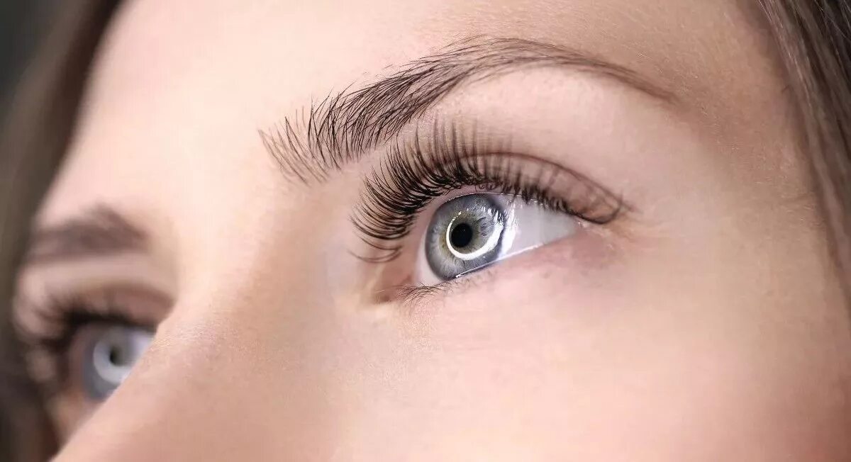 сделать ресницы рядом со мной. нарощенные ресницы. сделать ресницы рядом со мной. реснички классика наращивание. наращивание классика.