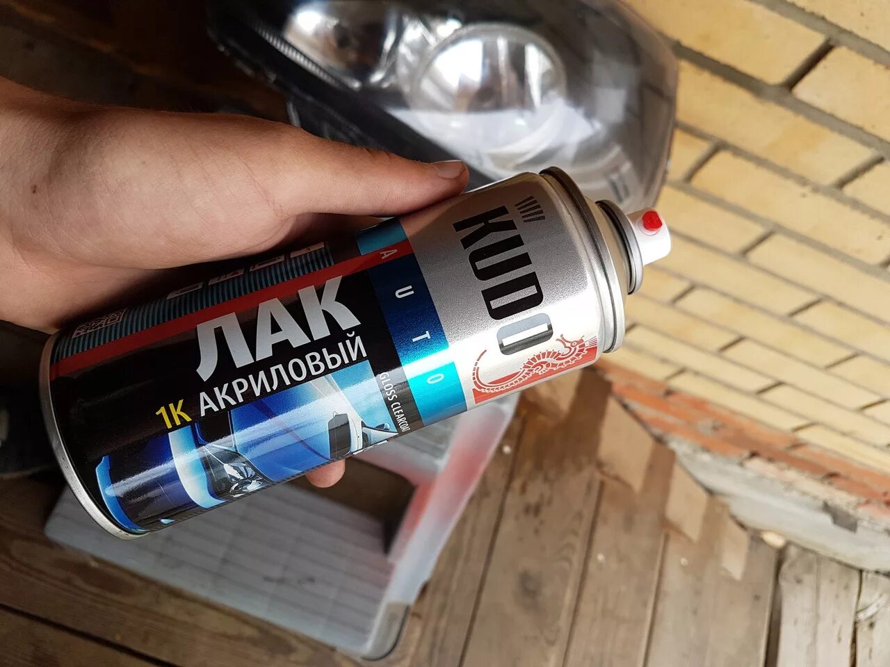 Какой лак можно полировать. Лак аэрозольный автомобильный 1к. лак для фар. лак для фар прозрачный. лак для полировки фар.