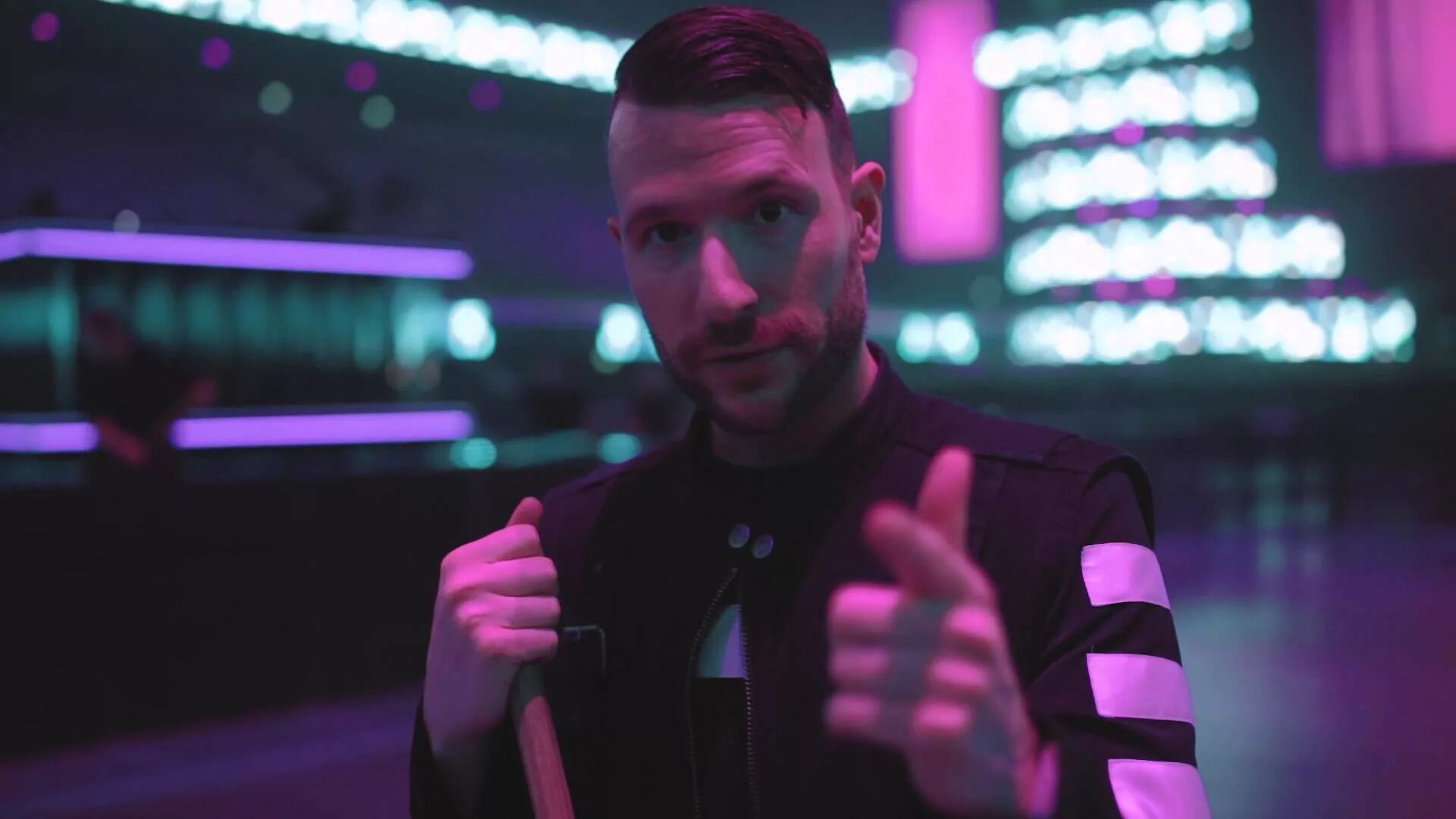 Wtf r u don diablo lucky luke. Don diablo. дон диабло фото. don diablo нидерландский диджей.