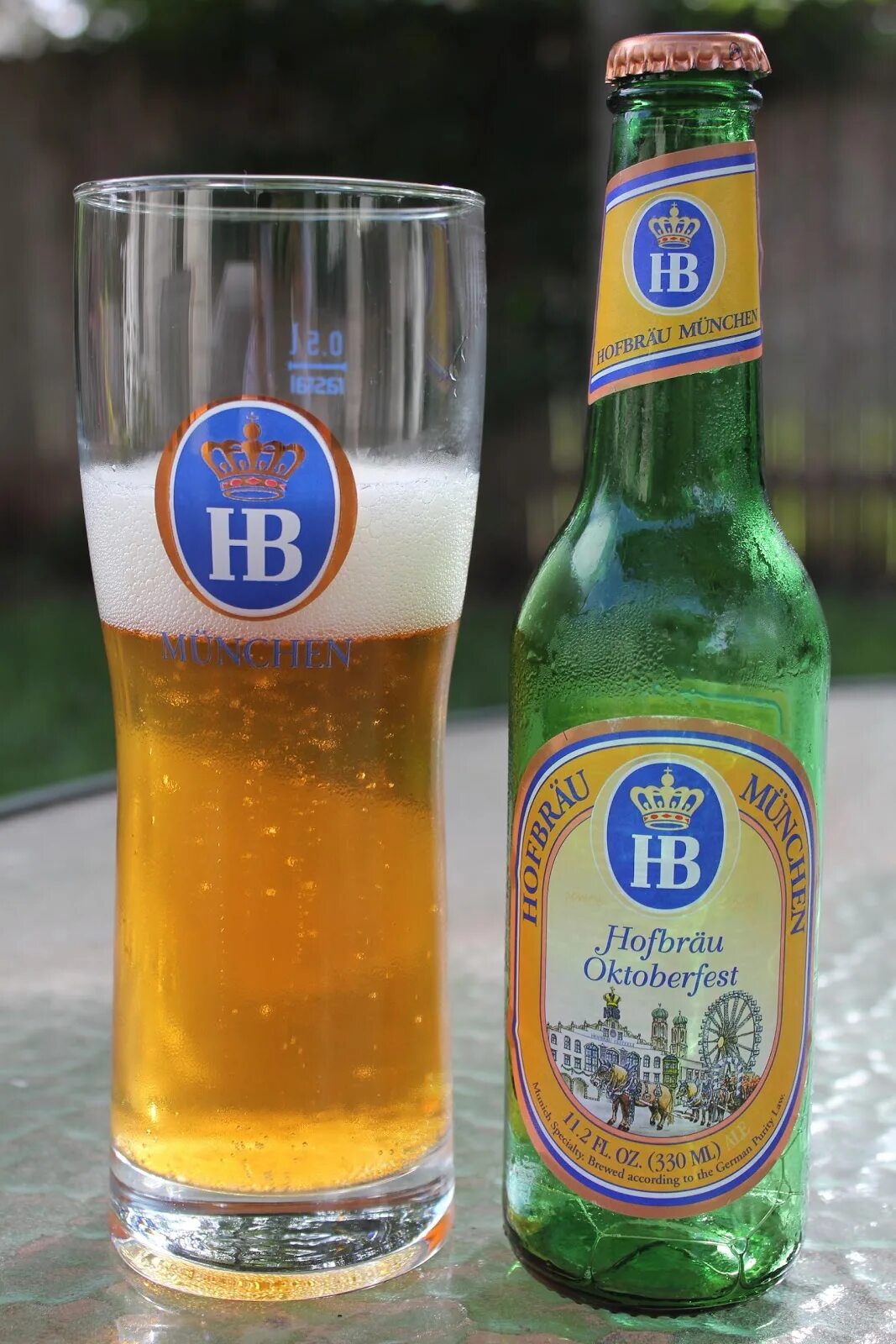 Пиво hofbrau munchen. Пиво Хофброй Мюнхен. Хофброй Октоберфест пиво. Пиво HB Oktoberfest. Пиво Хофброй Октоберфест этикетка.