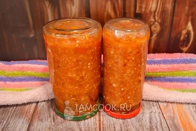 Аджика без яблок. Аджика из болгарского перца. Аджика с помидорами. Аджика без яблок. Аджика без яблок.