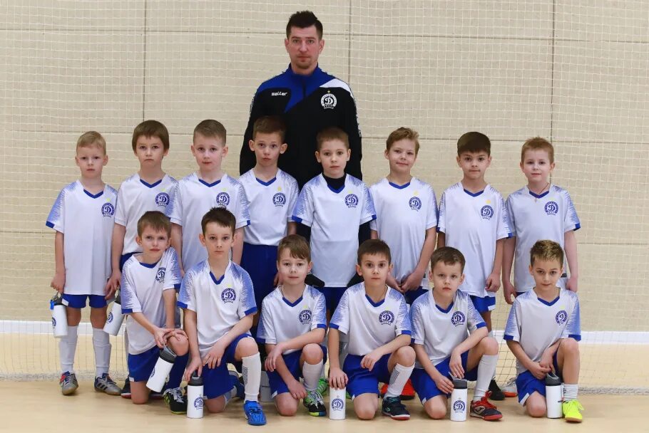 Андрей буйволов футболист волга 2011. Динамо москва 2014. Динамо москва наполи. Динамо фк лобановский. Динамо 2014.