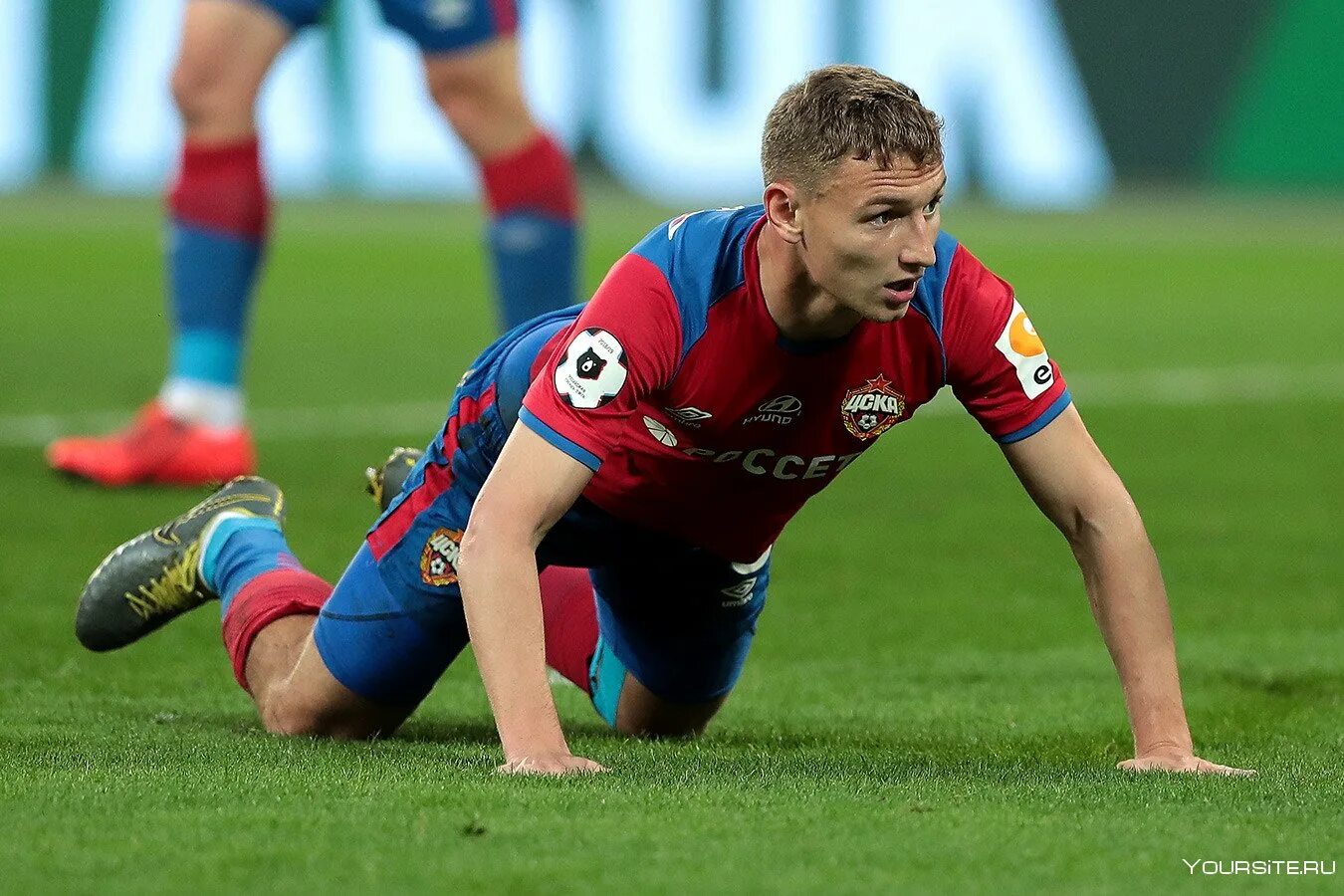 Чалов лучший бомбардир 2018 2019. Федор чалов цска 2023. Федор чалов футболист вк. Чалов и головин. Пфк цска чалов.