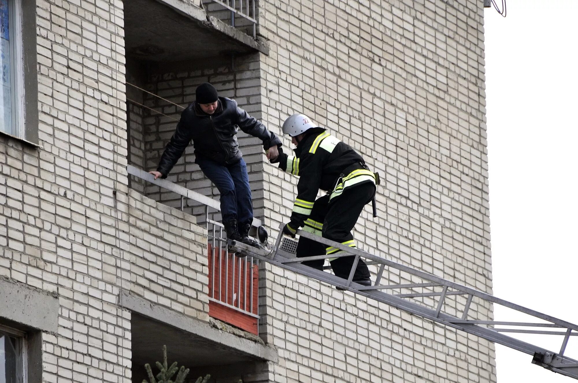 Спасение людей в первоочередном порядке