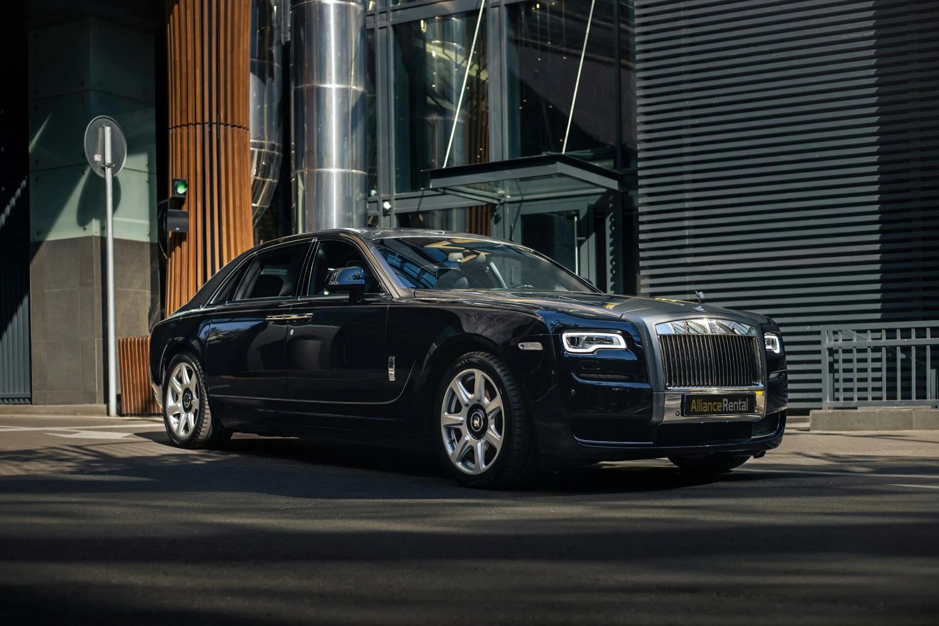 Mercedes maybach 2000. Maybach 67. Элитные машины в москве. Аренда элитных авто без водителя. Аренда элитных авто без водителя.