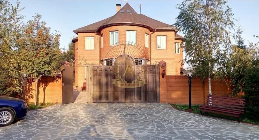 Найди дом в аренде. Дом 500 м2. коттедж 500м2. дома 500 м2. аренда коттеджа.