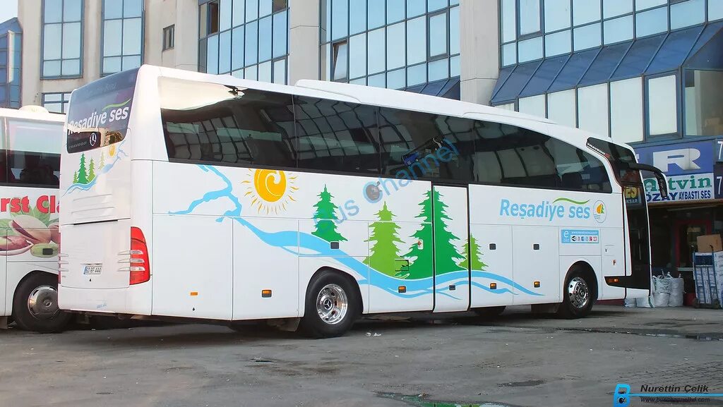 Неоплан starliner. Mercedes-benz travego (o 580). Дно автобуса травего. Автобусы mercedes-benz travego. @bus_channel/videos.