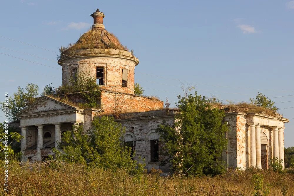 Деревни тульской области. Новоникольское Тульская область храм. Заброшенные храмы Тульской области. Заброшенные церкви Тульской области. Церковь в селе Мясоедово Тульской области.