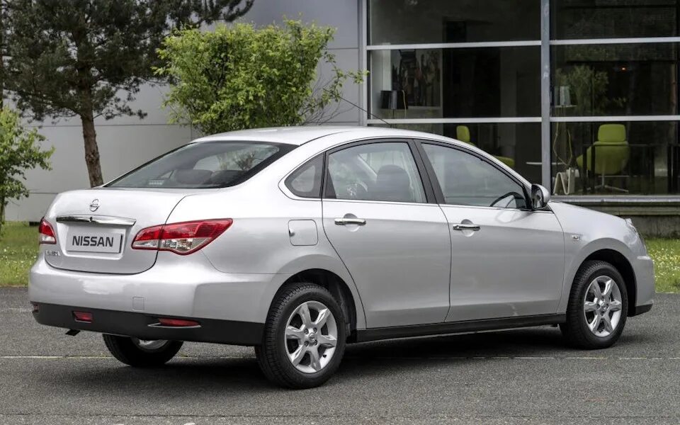 Что лучше ниссан альмера. Что лучше ниссан альмера. Nissan almera 2013. Альмера классик 2010. Nissan almera classic 1.
