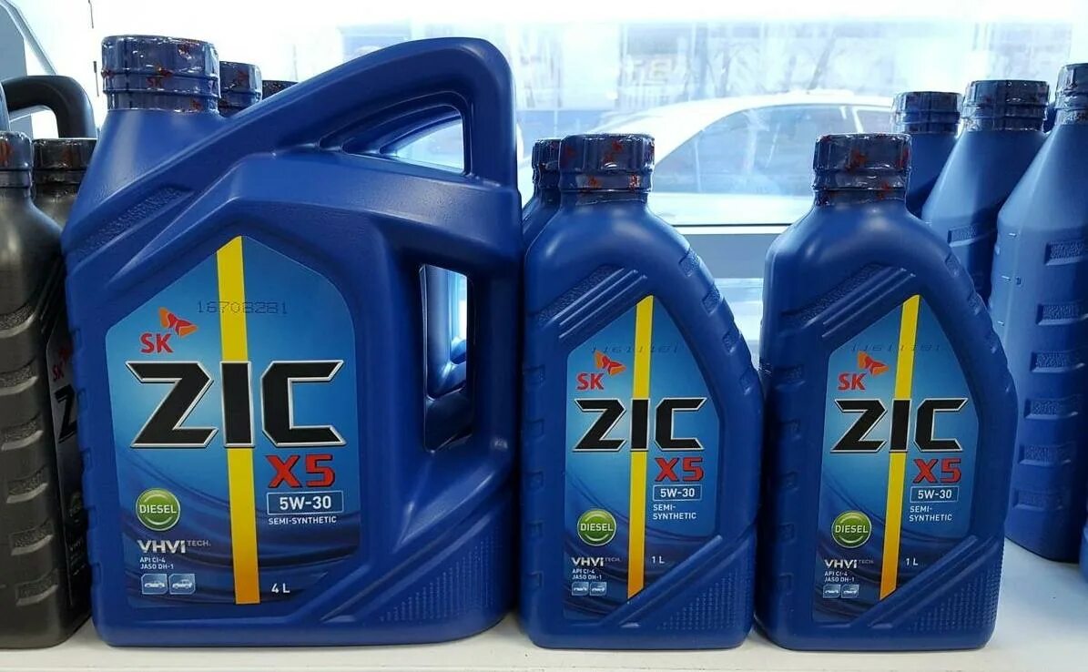 Масле 6 ые. ZIC х5 5w30. Моторное масло ZIC x5. ZIC 5w30 синяя канистра. Масло моторное 5w40 зик синяя канистра.