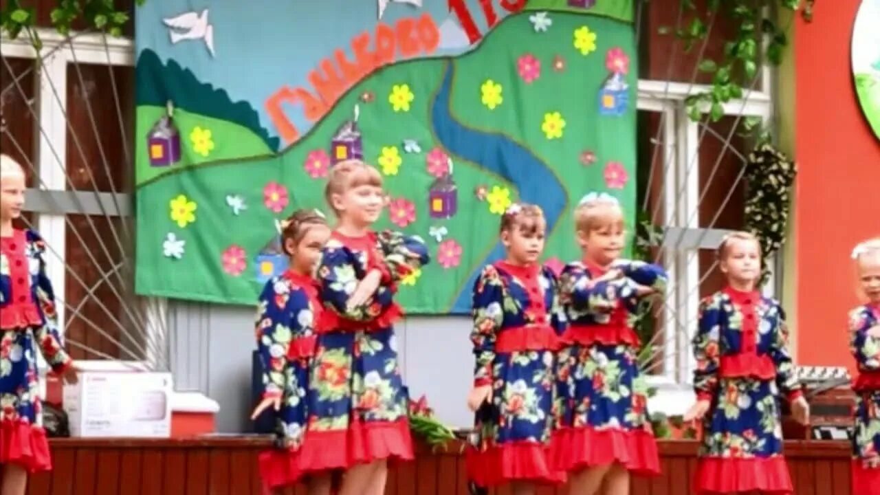 Деревня ганьково ленинградская область. Ганьково тихвин. Ганьково население. Ганьково ленинградская область. Деревня ганьково тихвинский район.