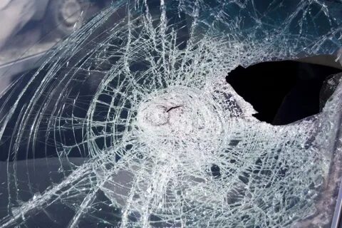 Разбитое лобовое стекло