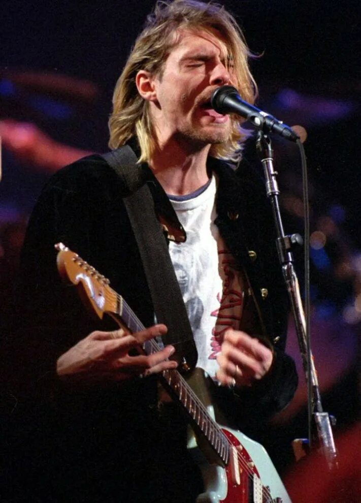 группа нирвана курт кобейн. курт кобейн. Nirvana kurt cobain. нирвана курт кобейн. вокалист рок группы нирвана.