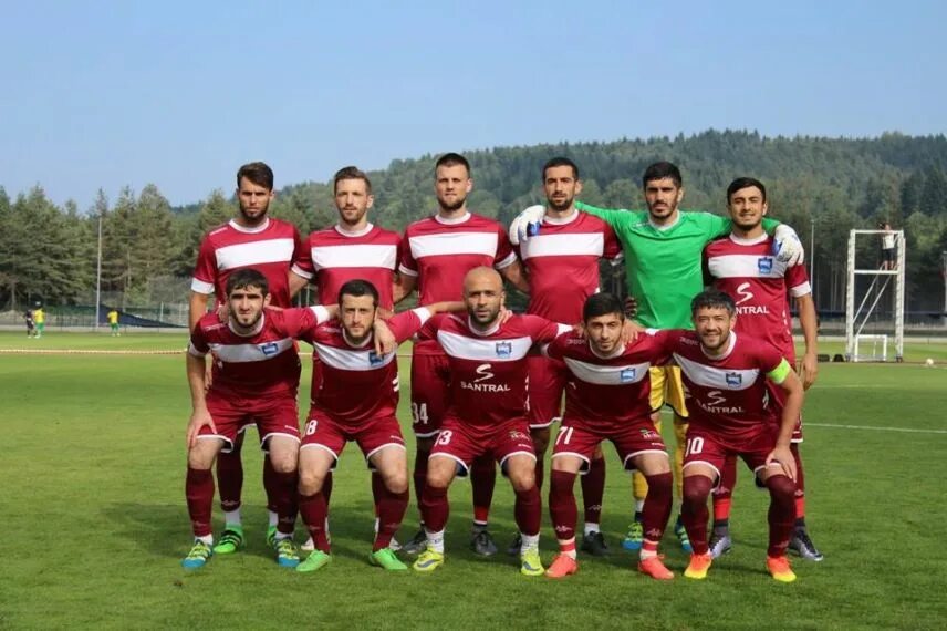 Zire fc. Лого zir?. Зира футбольный клуб. Зира футбольный клуб. Кешля.