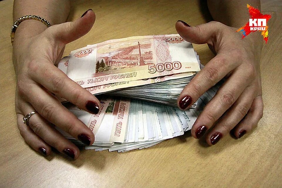 5 тысяч рублей. Деньги 5000. Игрушечные деньги. Деньги 5 тысяч. Картинки настоящих денег.