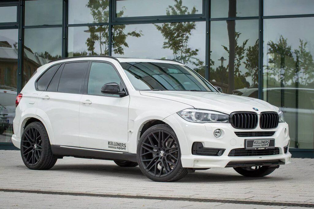 F15 новый. Bmw x5 f15. bmw x5 sport. bmw x5 2015 спорт. бмв х5 f15 белый.