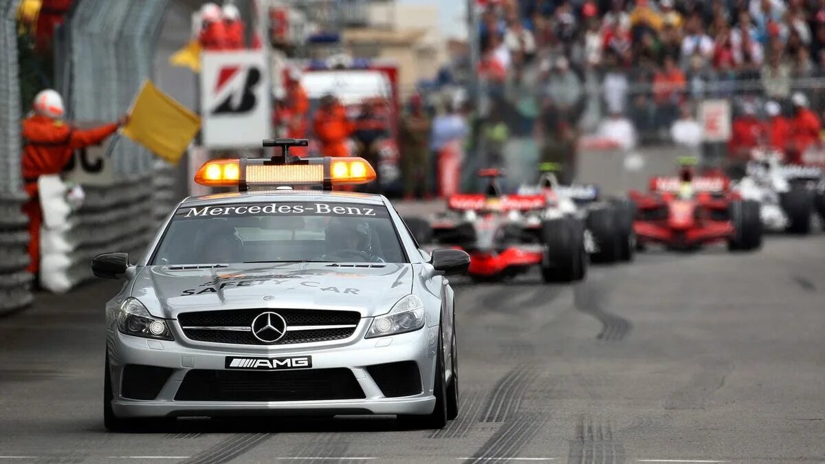 F safety. Safety car f1 2008.