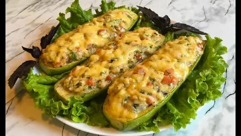 Кабачки лодочки с грибами и сыром