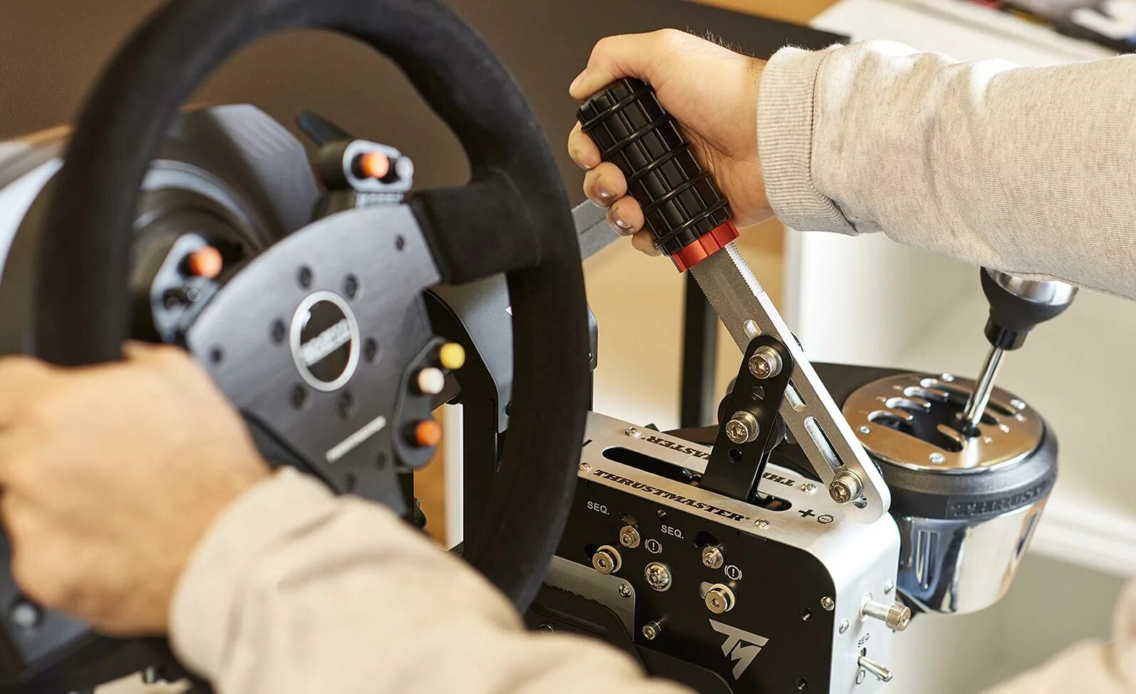 Что грозит за передачу руля. Ручник Thrustmaster Sparco. Ручник Thrustmaster TSS. Thrustmaster Sparco p310. Thrustmaster TM Racing Clamp.