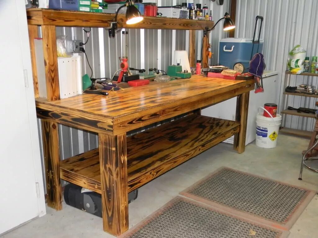 Верстак в гараж из дерева. Diy woodworking длинный верстак. деревянный верстак в гараж. стол деревянный для мастерской. угловой деревянный верстак в гараже.