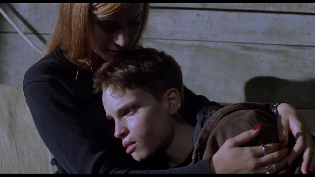 Плохие девочки не плачут 2. Плохие девочки не плачут. Хорошая девочка плохая девочка. Плохие девочки не плачут 3. Фильм комедия холостячки.