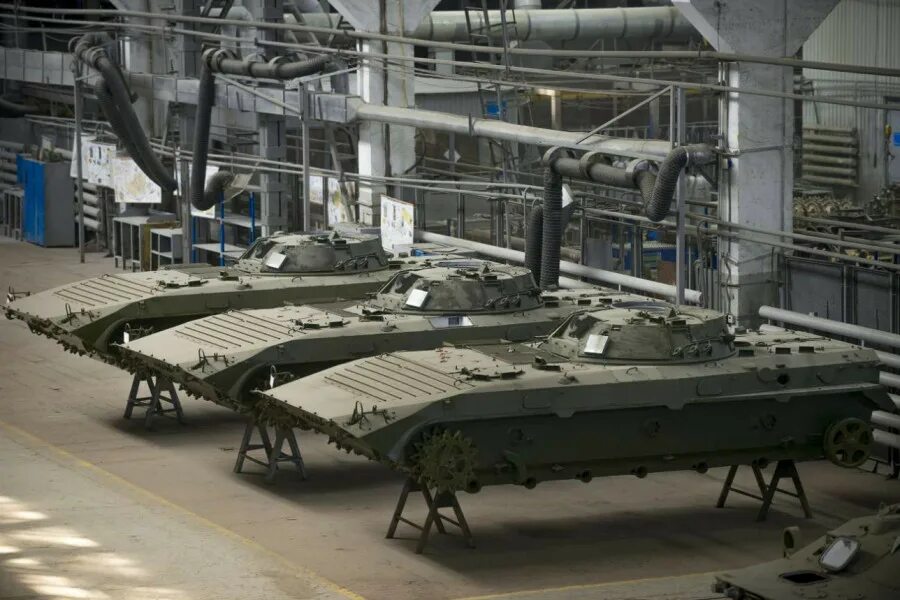 Семипалатинский танкоремонтный завод. Т-72 103 БТРЗ. 61 Й бронетанковый завод. Бронетанковый завод Каунас.