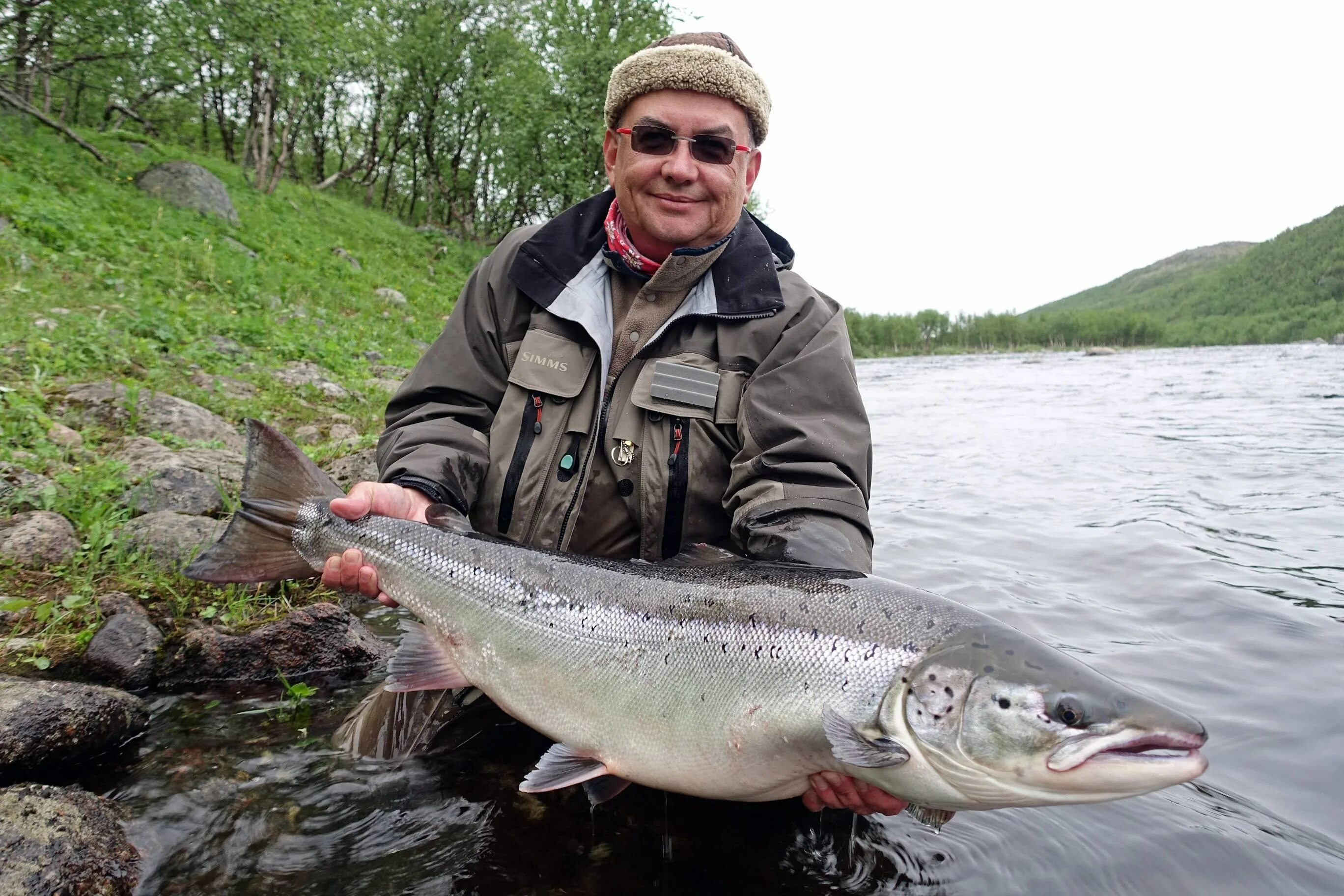 Ловим рыбу в карелии. Кумжа Озерная Карелия. Озерная форель кумжа. Форель карельская Озерная. Форель Онежского озера.