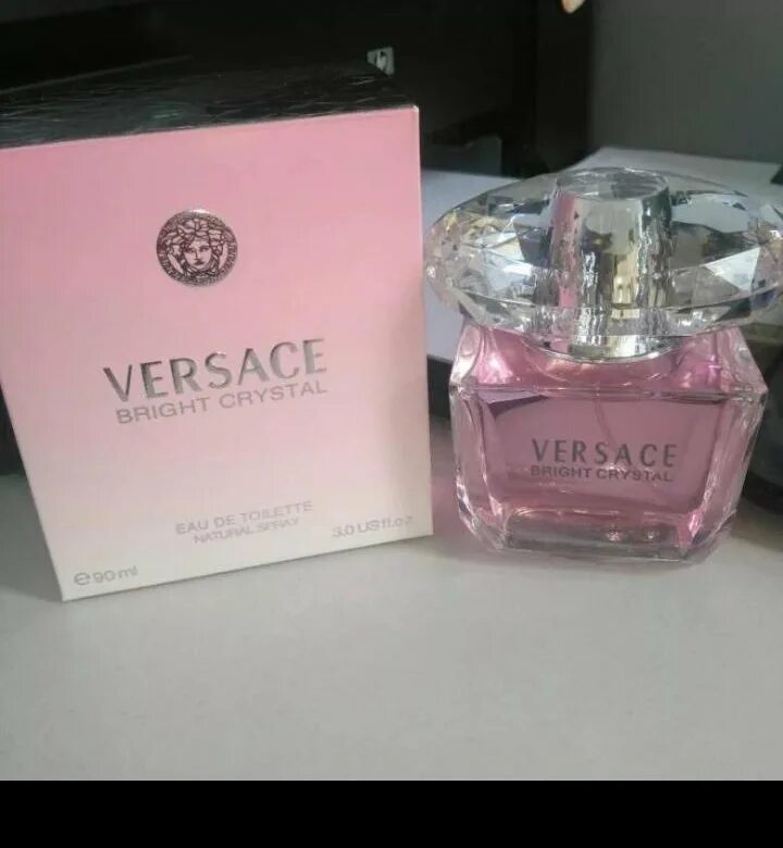 Versace bright crystal (женские) 50ml туалетная вода. Versace parfums 50 мл bright crystal. Versace bright crystal 5 мл. Духи версаче брайт кристалл. Духи versace pour homme.