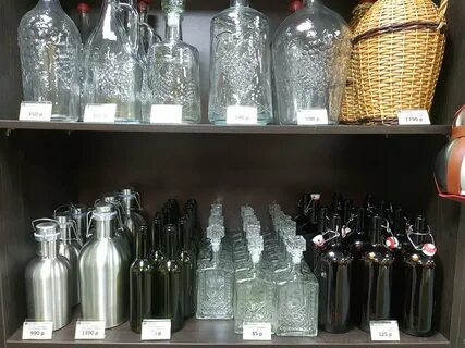 Товары магазина колба