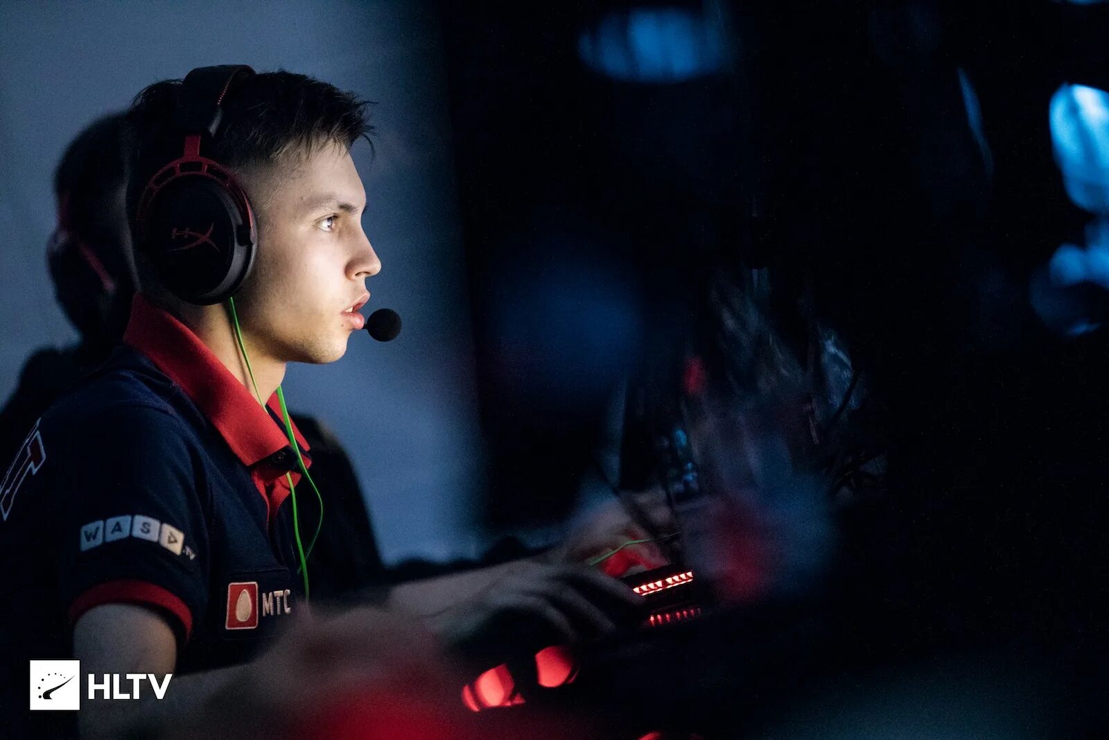 Shiro cs go. Дмитрий sh1ro соколов. широ гамбит. shiro игрок гамбит. гамбит кс го sh1ro.