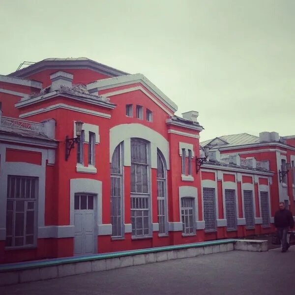 Жд барнаул. Старый ЖД вокзал Барнаул. Город Барнаул вокзал. Барнаул 1899 вокзал. ЖД вокзал Барнаул 1940.