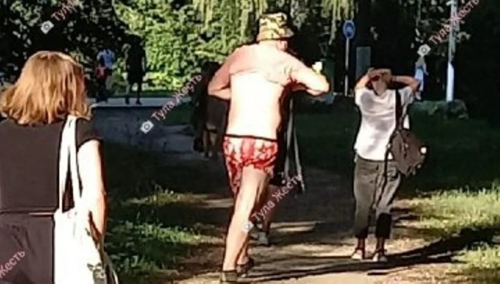 Реальные снимки вуайеристов. Фотография в стиле вуайеризм. Вуайеризм определение. Вуайерист это кто простыми словами. Вуайерист это кто простыми словами.