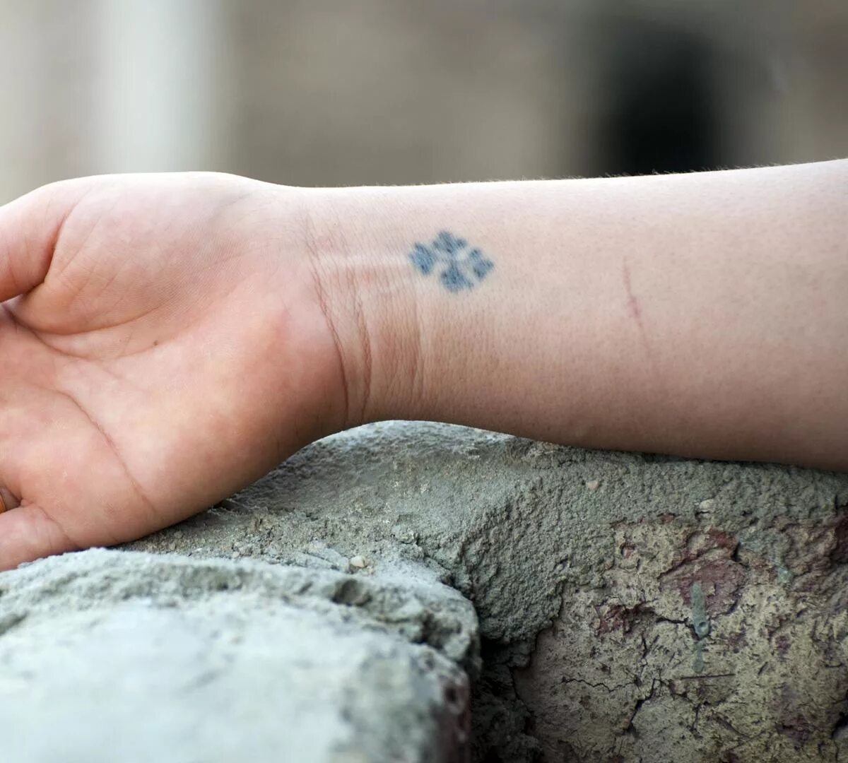 татуировку грешную. грех ли тату. грех ли татуировка. тату грешник. татуировка грех.