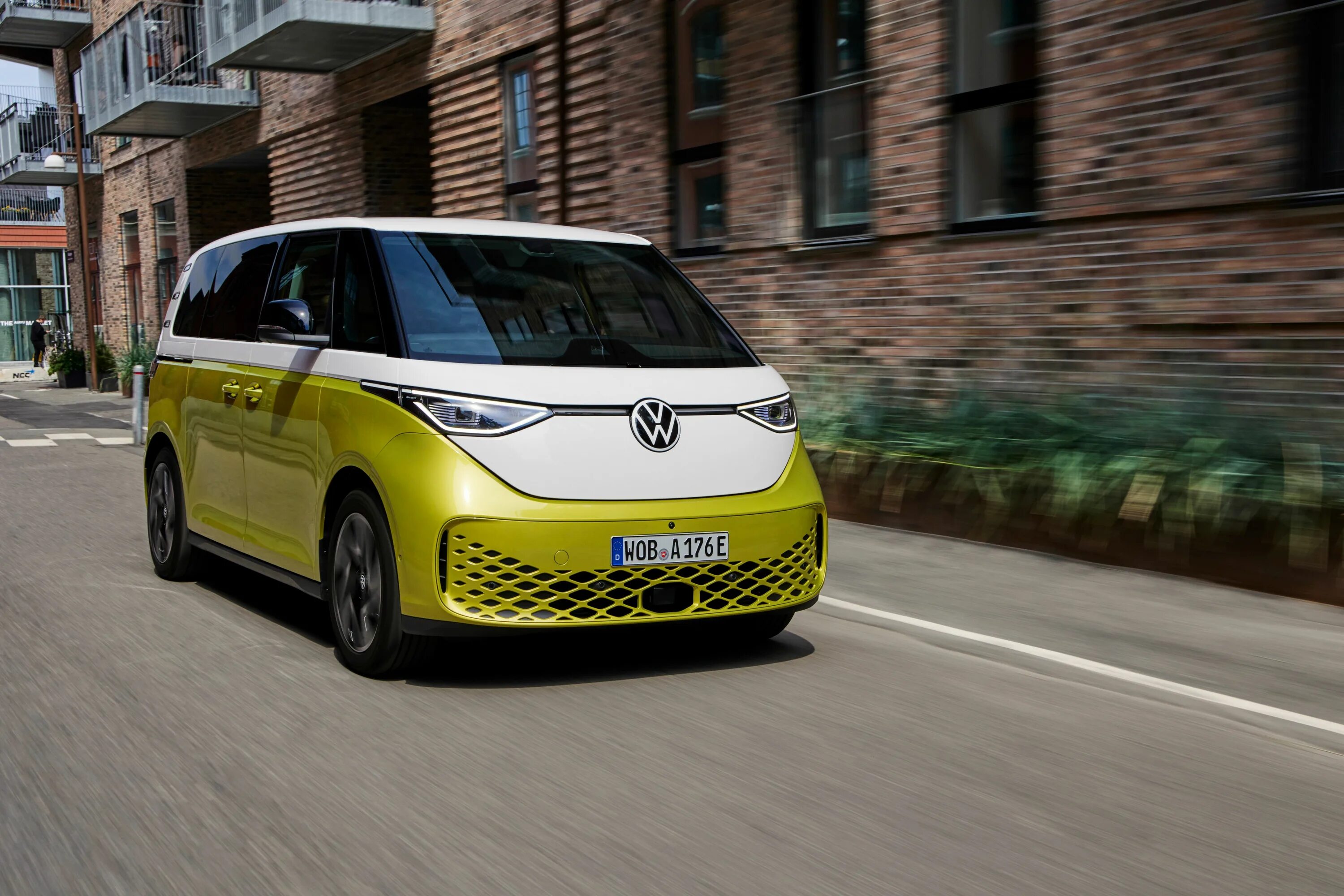 Volkswagen 2024 года. Фольксваген ID Buzz. Volkswagen ID Buzz 2023. 2024 Volkswagen ID. Buzz. Volkswagen 2023.