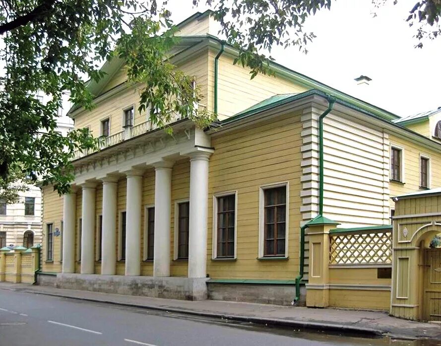 Городская усадьба маршака. Усадьба Поливанова в денежном переулке. Дом Поливанова в денежном переулке в Москве. Денежный переулок 9/6 усадьба а.к Поливанова. Усадьба Поливанова в Москве.